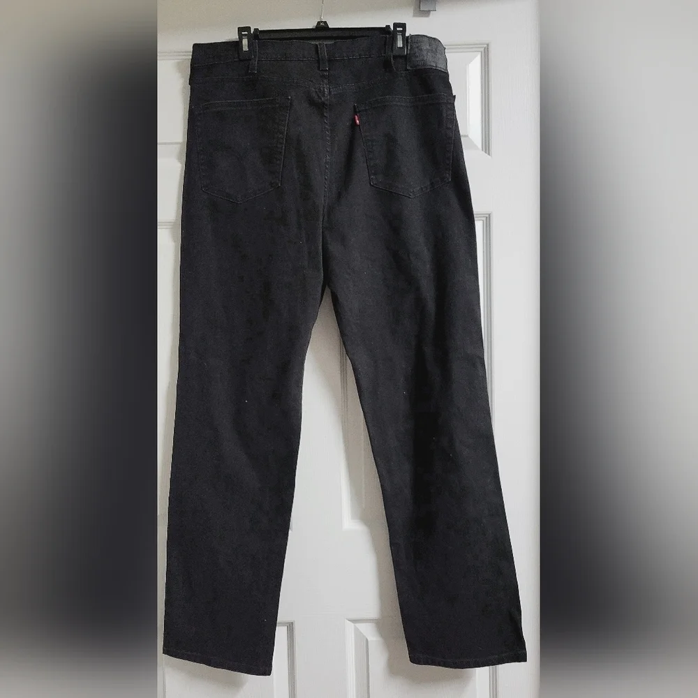 Levi's - Mens 541 Black Jeans - Size 40x34- EUC